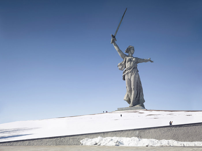 Самые большие статуи мира (18 фото)